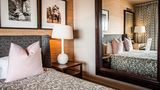 Royal Hotel Suite