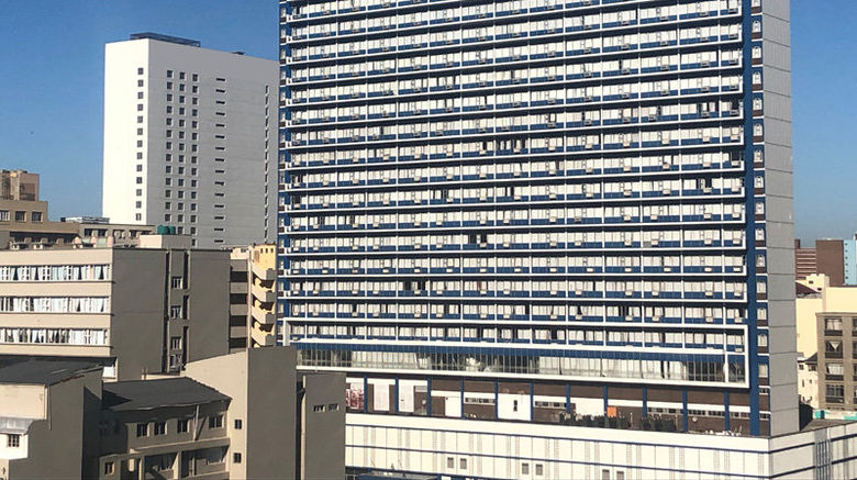 Coastlands Durban Central Exterior. Images powered by <a href="https://www.leonardoworldwide.com" target="_blank" rel="noopener">Leonardo</a>.
