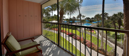 Sanibel Inn Exterior