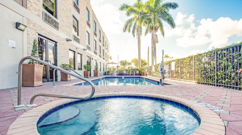 <b>Holiday Inn Express Hotel & Suites Pool</b>. Images powered by <a href="https://www.leonardoworldwide.com/" title="Leonardo Worldwide" target="_blank">Leonardo</a>.