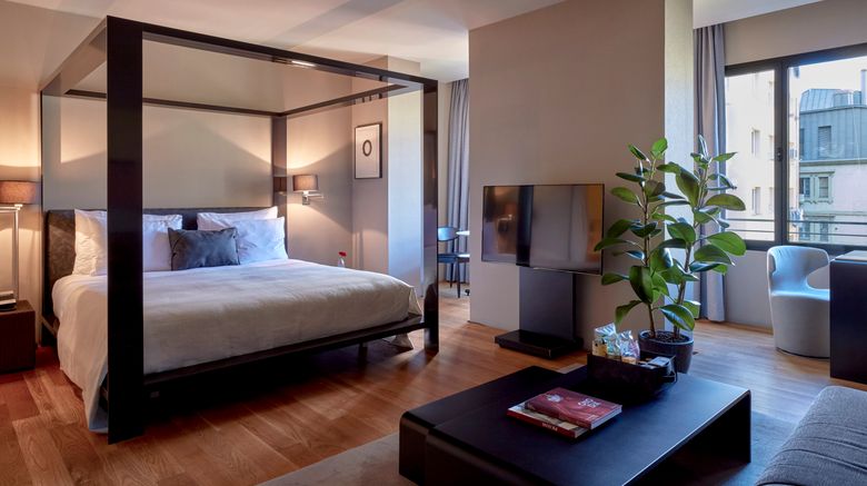<b>Sir Victor Room</b>. Images powered by <a href="https://www.leonardoworldwide.com/" title="Leonardo Worldwide" target="_blank">Leonardo</a>.