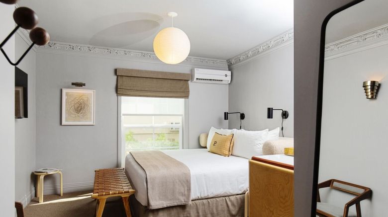 <b>Palihotel Westwood Village Room</b>. Images powered by <a href="https://www.leonardoworldwide.com/" title="Leonardo Worldwide" target="_blank">Leonardo</a>.