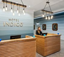 Hotel Indigo Seattle Everett Waterfront Lobby