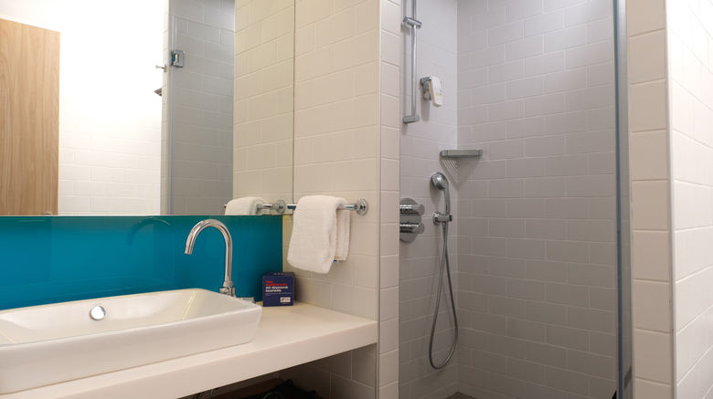 <b>Holiday Inn Express Atakoy Metro Room</b>. Images powered by <a href="https://www.leonardoworldwide.com/" title="Leonardo Worldwide" target="_blank">Leonardo</a>.