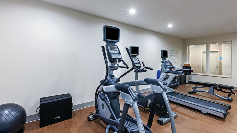 <b>Holiday Inn Express & Suites-Port Lavaca Health Club</b>. Images powered by <a href="https://www.leonardoworldwide.com/" title="Leonardo Worldwide" target="_blank">Leonardo</a>.