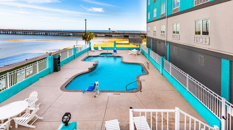<b>Holiday Inn Express & Suites-Port Lavaca Pool</b>. Images powered by <a href="https://www.leonardoworldwide.com/" title="Leonardo Worldwide" target="_blank">Leonardo</a>.