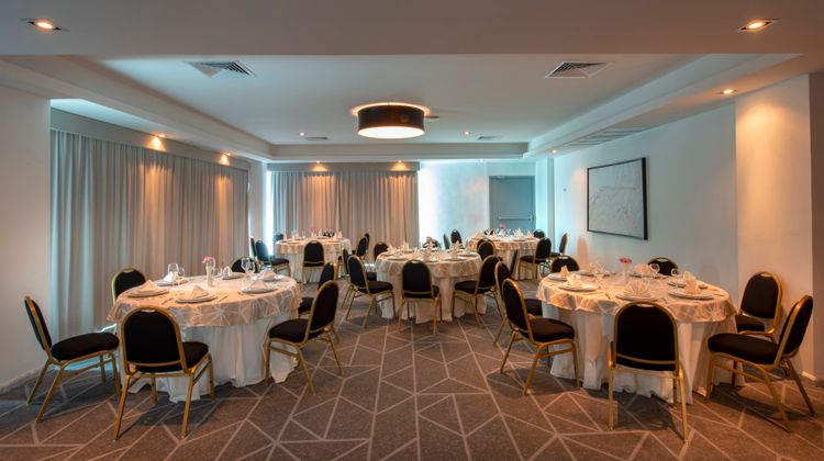 Holiday Inn & Suites Merida La Isla Meeting