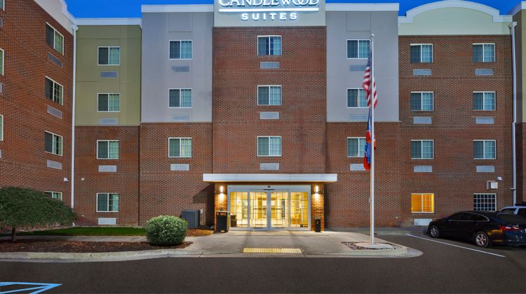 Candlewood Suites Exterior
