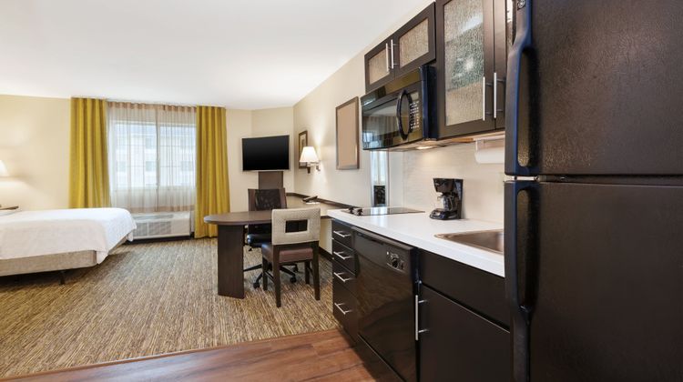 Candlewood Suites Suite