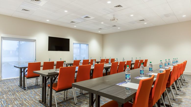 <b>Holiday Inn Express & Suites Ottawa Meeting</b>. Images powered by <a href="https://www.leonardoworldwide.com/" title="Leonardo Worldwide" target="_blank">Leonardo</a>.