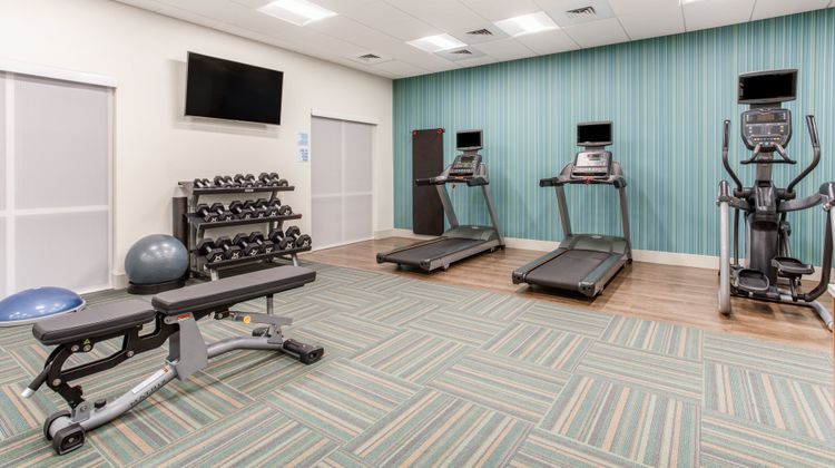 Holiday Inn Express & Suites Ottawa Health Club
