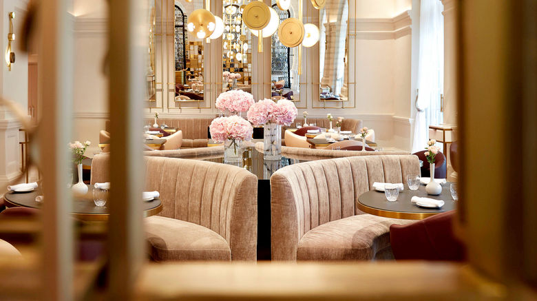 <b>Raffles Hotel Singapore Restaurant</b>. Images powered by <a href=https://www.travelagewest.com/Hotels/Singapore-Singapore/