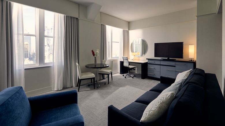 <b>Loews Philadelphia Hotel Suite</b>. Images powered by <a href="https://www.leonardoworldwide.com/" title="Leonardo Worldwide" target="_blank">Leonardo</a>.