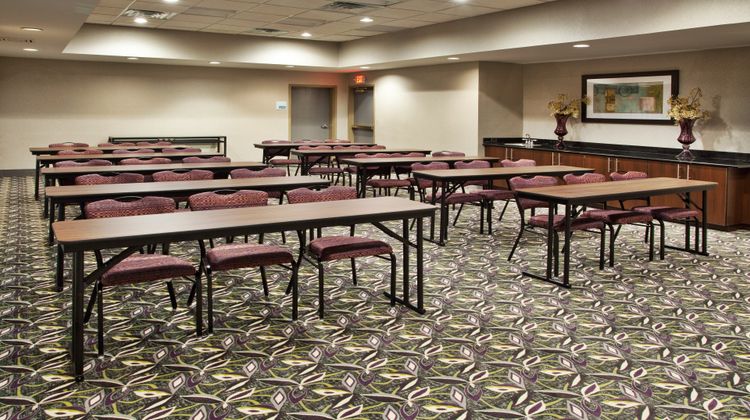 Holiday Inn Express Atlanta W Theme Park Meeting