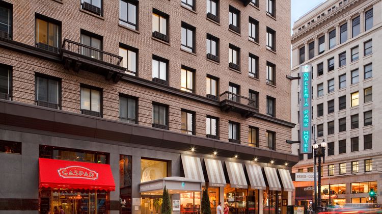 Galleria Park Hotel Exterior