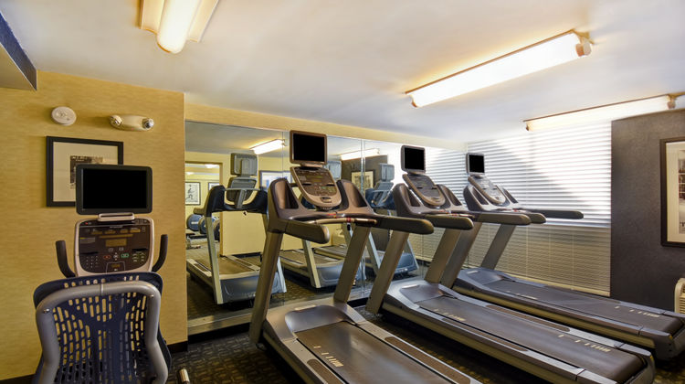 Holiday Inn Cincinnati-Riverfront Health Club