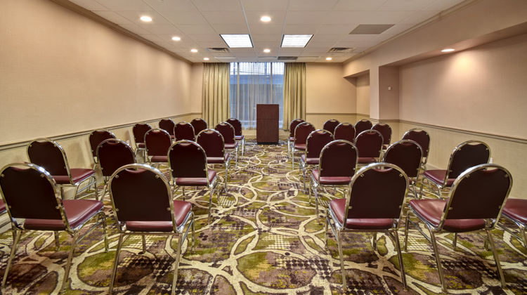 Holiday Inn Cincinnati-Riverfront Meeting