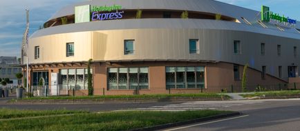 Holiday Inn Express Paris - Velizy Exterior