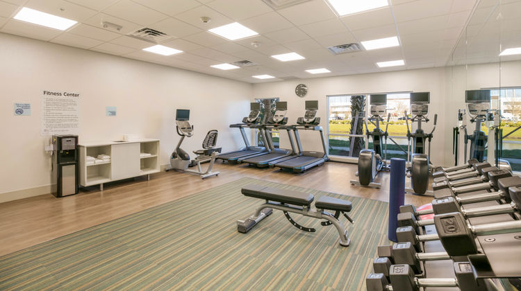 Holiday Inn Express & Suites Town Center Health Club