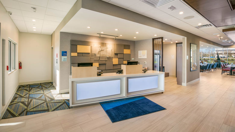 <b>Holiday Inn Express & Suites Town Center Lobby</b>. Images powered by <a href="https://www.leonardoworldwide.com/" title="Leonardo Worldwide" target="_blank">Leonardo</a>.