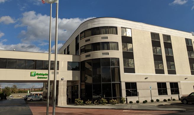 Holiday Inn Champaign Exterior