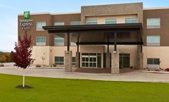 Holiday Inn Express & Suites Beaver Dam