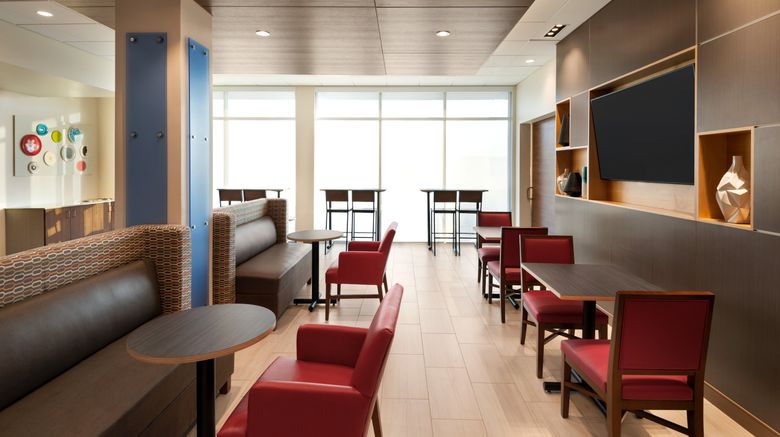 <b>Holiday Inn Express & Suites Beaver Dam Lobby</b>. Images powered by <a href="https://www.leonardoworldwide.com/" title="Leonardo Worldwide" target="_blank">Leonardo</a>.