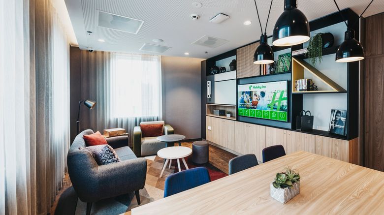 <b>Holiday Inn Eindhoven Airport Lobby</b>. Images powered by <a href="https://www.leonardoworldwide.com/" title="Leonardo Worldwide" target="_blank">Leonardo</a>.