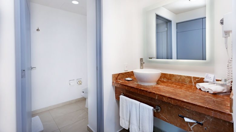 <b>Holiday Inn Express Villahermosa Tabasco Room</b>. Images powered by <a href="https://www.leonardoworldwide.com/" title="Leonardo Worldwide" target="_blank">Leonardo</a>.