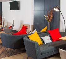 Holiday Inn Express Lobby