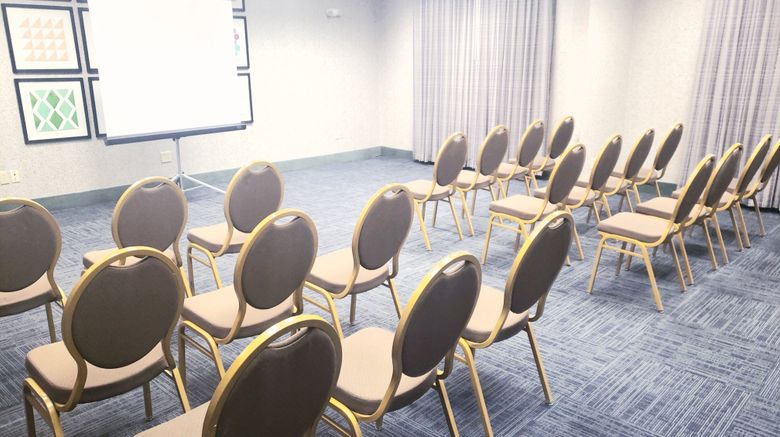 <b>Holiday Inn Express Hotel & Suites Meeting</b>. Images powered by <a href="https://www.leonardoworldwide.com/" title="Leonardo Worldwide" target="_blank">Leonardo</a>.