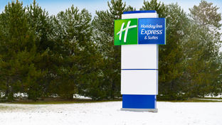 Holiday Inn Express & Suites Hayward