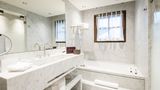 Armancette Hotel, Chalets & Spa Room
