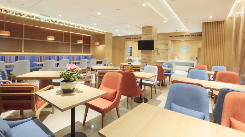 <b>Holiday Inn Express Jiuzhaigou Restaurant</b>. Images powered by <a href="https://www.leonardoworldwide.com/" title="Leonardo Worldwide" target="_blank">Leonardo</a>.