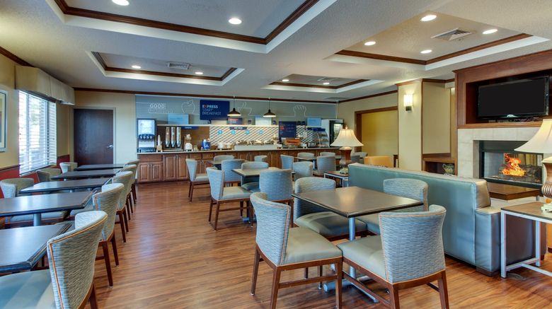 <b>Holiday Inn Express & Suites Lancaster Restaurant</b>. Images powered by <a href="https://www.leonardoworldwide.com/" title="Leonardo Worldwide" target="_blank">Leonardo</a>.