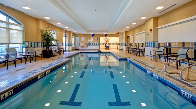 Holiday Inn Express & Stes Waterloo Pool