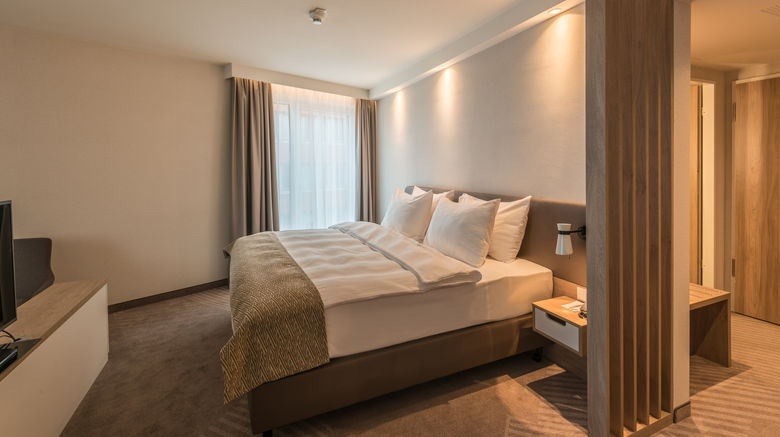 <b>Holiday Inn Berliner Tor Room</b>. Images powered by <a href="https://www.leonardoworldwide.com/" title="Leonardo Worldwide" target="_blank">Leonardo</a>.