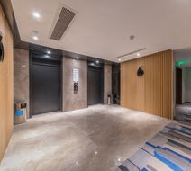 Holiday Inn Express Ningbo City Center Lobby