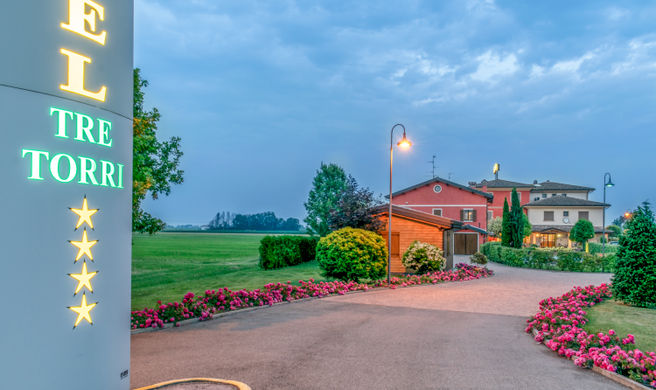 Hotel Tre Torri Exterior