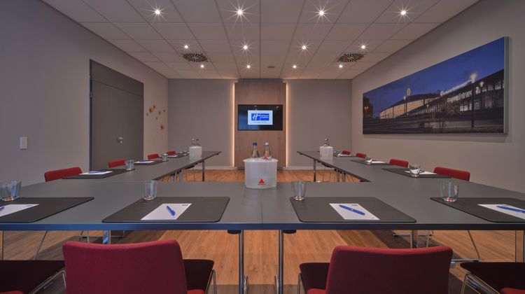 Holiday Inn Express Dortmund Meeting