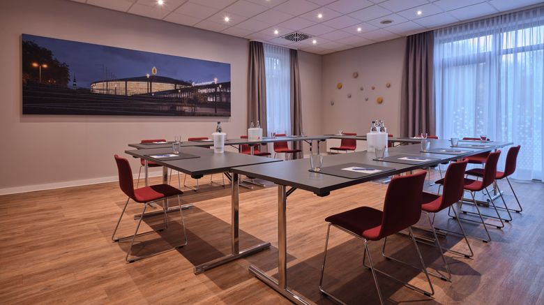 <b>Holiday Inn Express Dortmund Meeting</b>. Images powered by <a href="https://www.leonardoworldwide.com/" title="Leonardo Worldwide" target="_blank">Leonardo</a>.