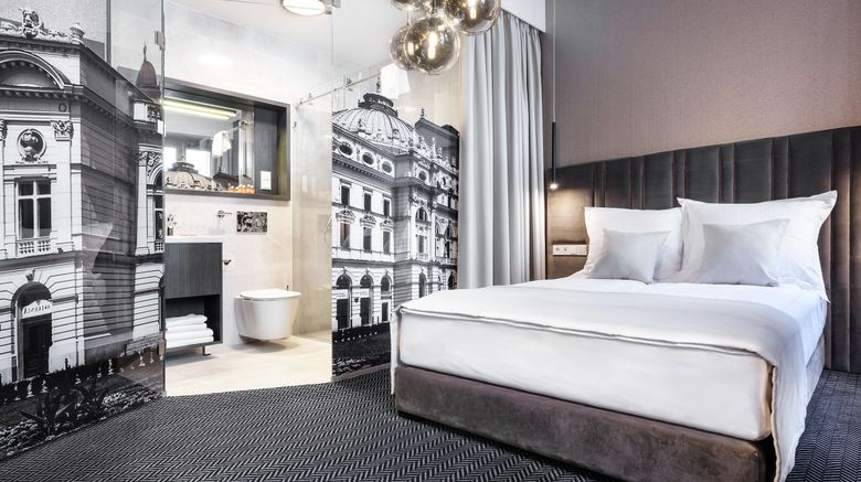 <b>Logos Hotel Room</b>. Images powered by <a href="https://www.leonardoworldwide.com/" title="Leonardo Worldwide" target="_blank">Leonardo</a>.
