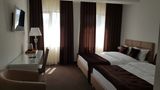 Bernardazzi Grand Hotel Room