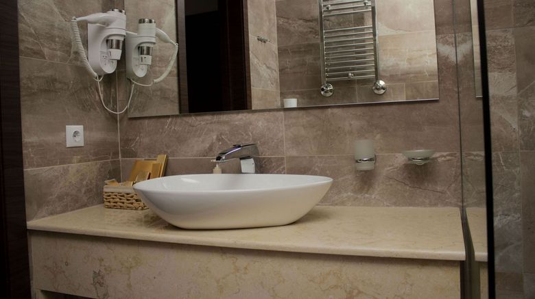 <b>Bernardazzi Grand Hotel Room</b>. Images powered by <a href="https://www.leonardoworldwide.com/" title="Leonardo Worldwide" target="_blank">Leonardo</a>.