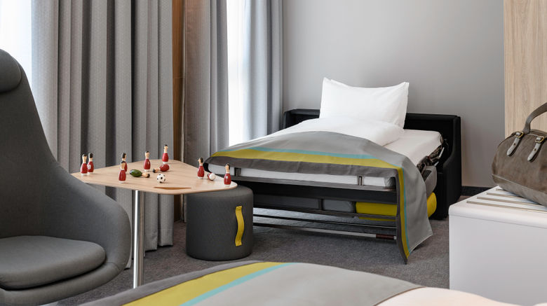 <b>Holiday Inn Express Regensburg Room</b>. Images powered by <a href="https://www.leonardoworldwide.com/" title="Leonardo Worldwide" target="_blank">Leonardo</a>.