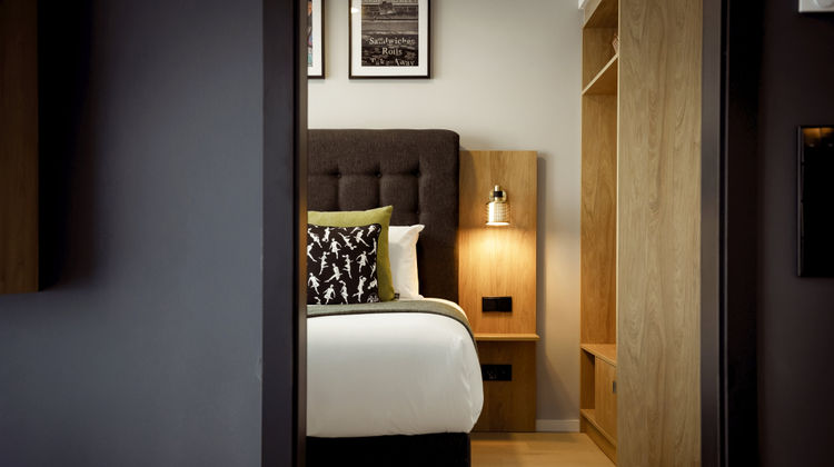 Wilde Aparthotels Checkpoint Charlie Room