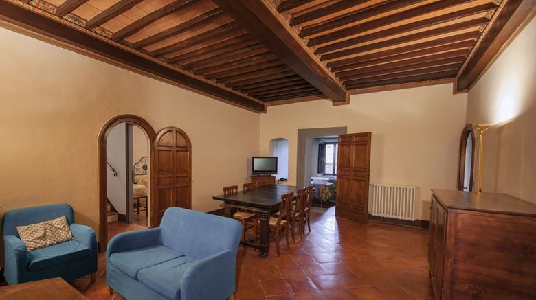 <b>La Certosa di Pontignano Room</b>. Images powered by <a href="https://www.leonardoworldwide.com/" title="Leonardo Worldwide" target="_blank">Leonardo</a>.