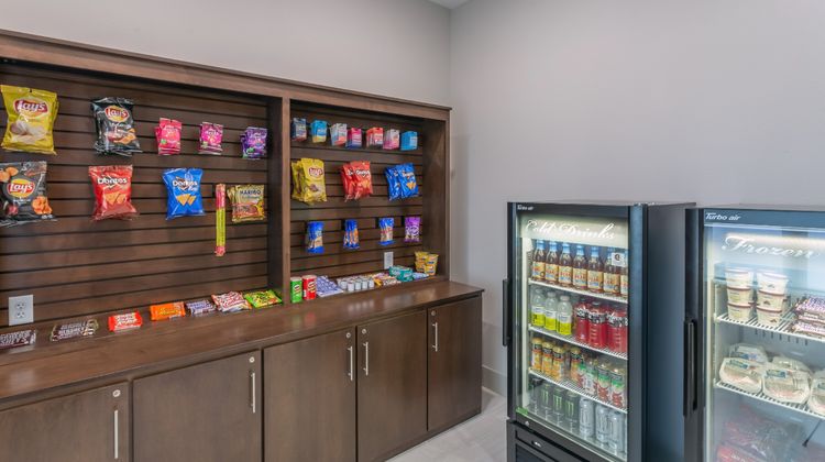 Holiday Inn Express & Suites Worthington Other