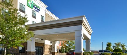 Holiday Inn Hotel & Suites Pueblo North Exterior