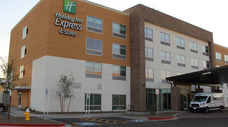 <b>Holiday Inn Express/Stes Airport North Exterior</b>. Images powered by <a href="https://www.leonardoworldwide.com/" title="Leonardo Worldwide" target="_blank">Leonardo</a>.